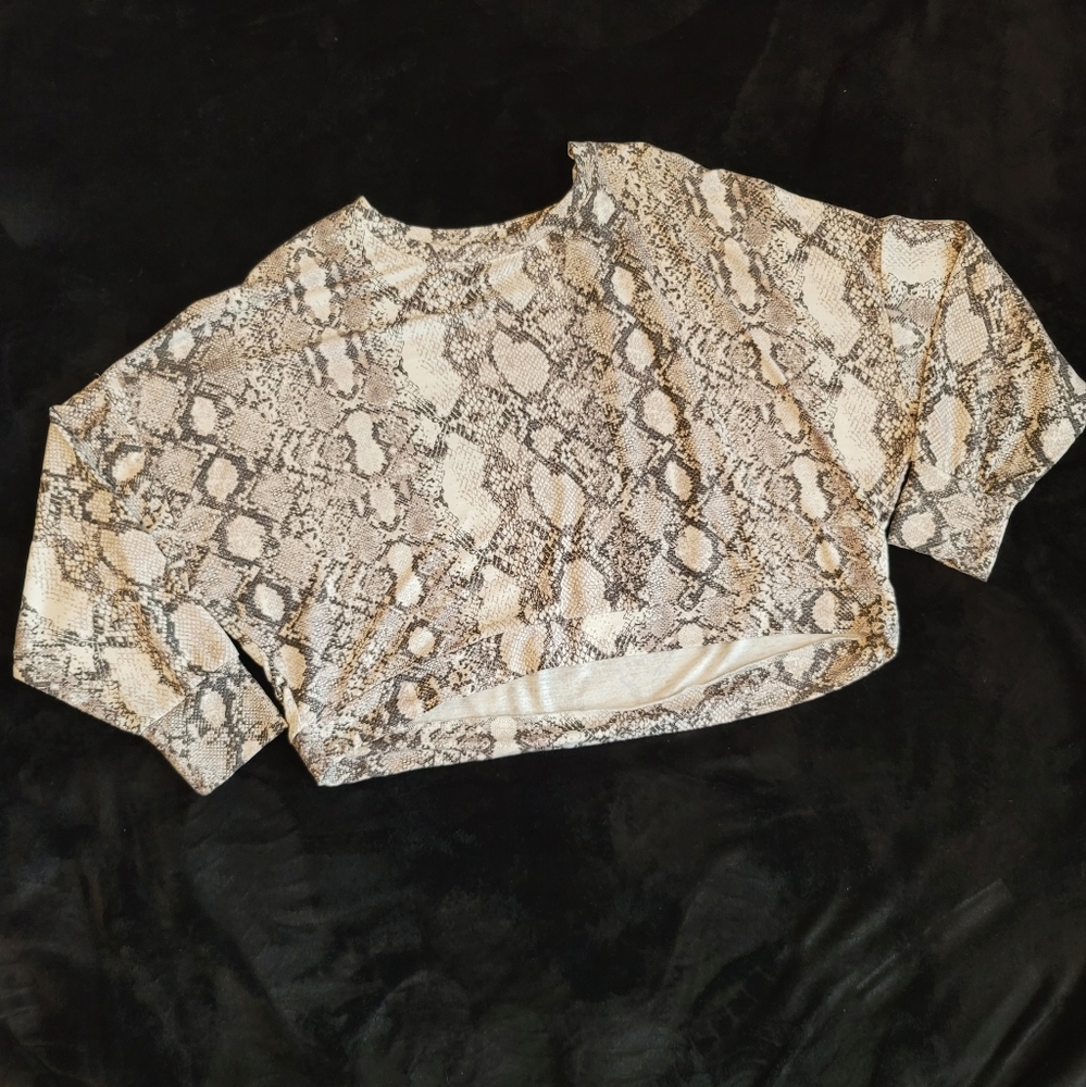 New (no tags) Express Python Snakeskin Print Long Sleeve Blouse (Size L)